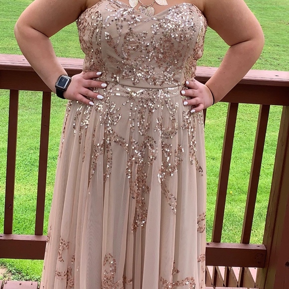 Prom Dress - Picture 2 of 3